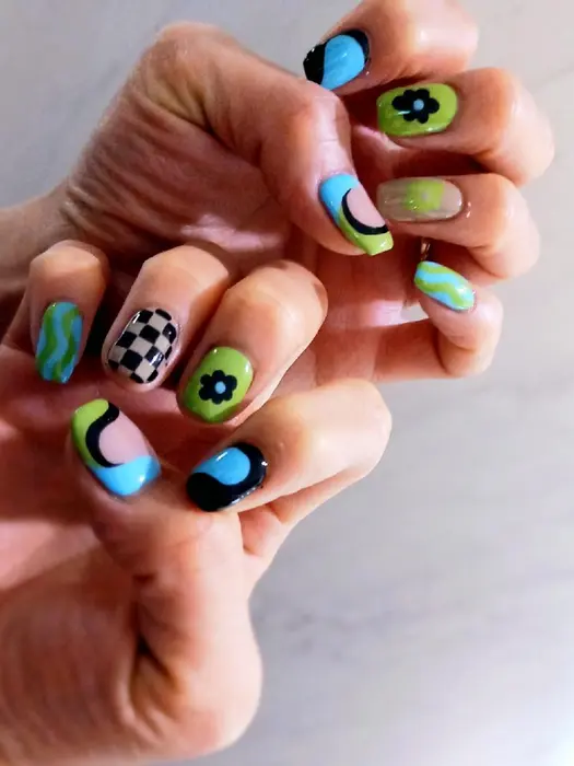 Sept Nail 彦根店所属 Sept Nail 隅田のネイルデザイン ミニモ