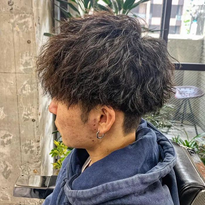ツイストスパイラルパーマ Lond Gullman所属 江村 翼 メンズ ショート ツイストのヘアカタログ ミニモ