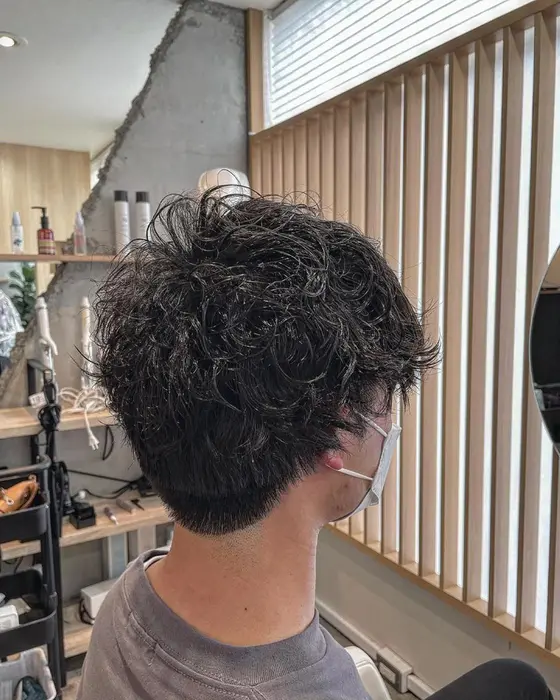 8ke I Su Ke8 ケイスケ 強めのスパイラルパーマ Gokan 金沢駅前店 ゴカ Gokan所属 Gokan 互感 のヘアカタログ ミニモ