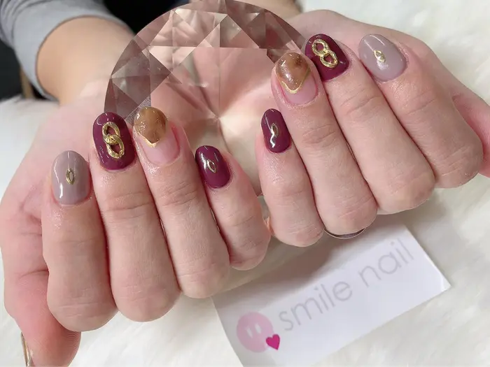 Smile Nail所属 Smile Nail スマイルネイルのネイルデザイン ミニモ