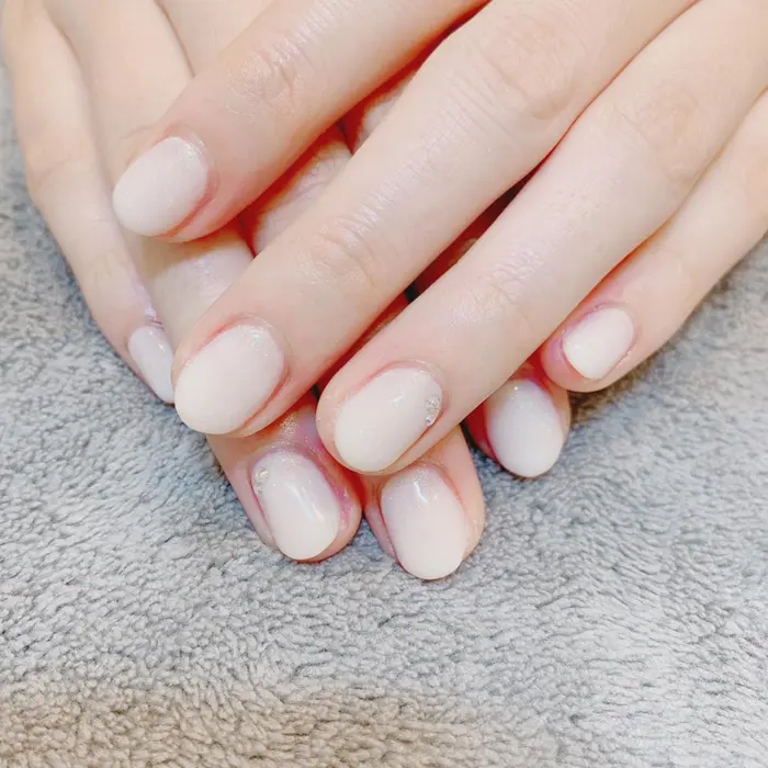 Earth東松山店所属 吉村 さおりのネイルデザイン ミニモ
