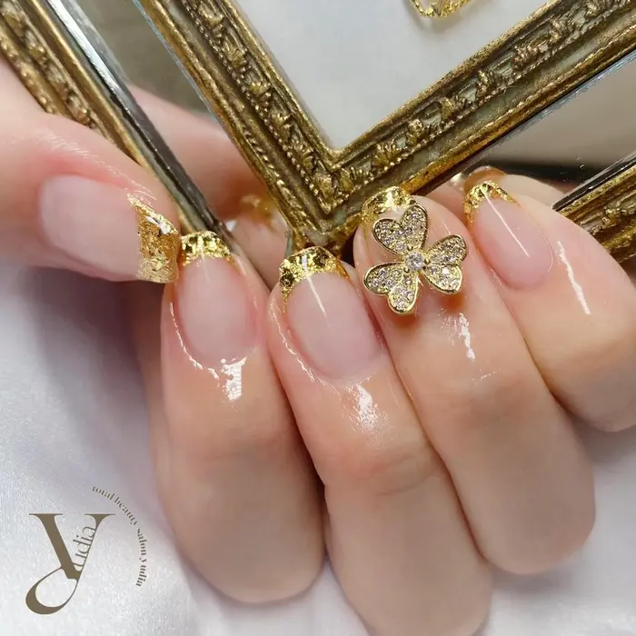 スカルプネイル パラジェル ニュアンスネイル マグネットネイル オーロラネイル ミラーネ Total Beauty Salon Yudia 恵比寿本店所属 Salon Yudiaのネイルデザイン ミニモ