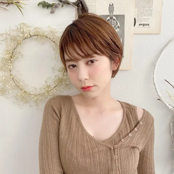 マッシュショートヘア シンプルだけどどこかオシャレ可愛いヘアを オシャレ Memories所属 ショートボブ特化 長谷川陽香銀座のヘア カタログ ミニモ