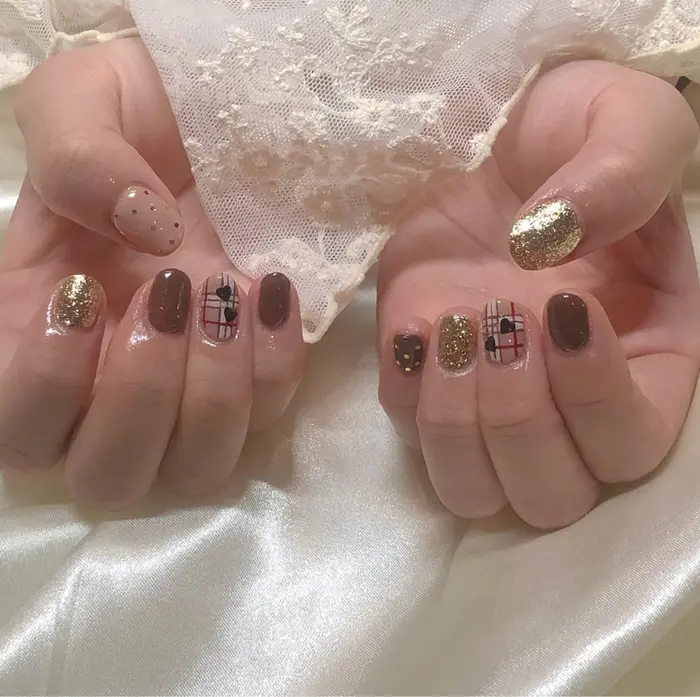 バーバリーネイル Deseo吉祥寺店所属 Deseo Nail Kakoのネイルデザイン ミニモ