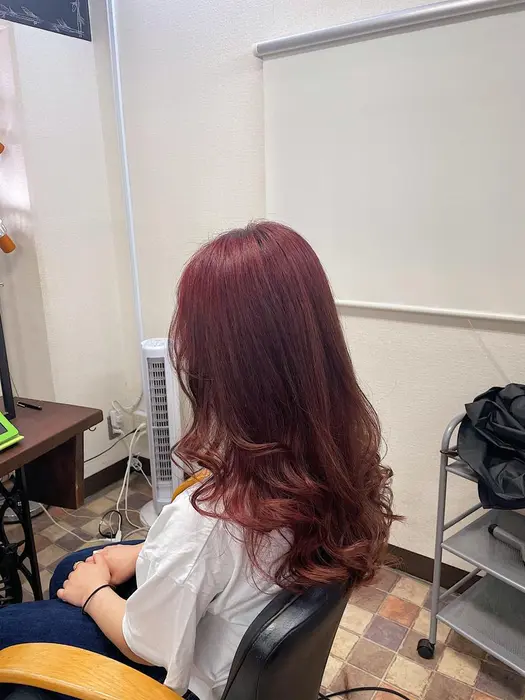 アローヘアー所属 Ogata Yukariのヘアカタログ ミニモ