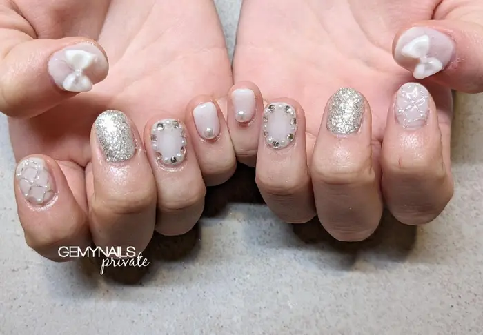 乳白色ネイル Gemynails Private所属 Gemynails Private のネイルデザイン ミニモ
