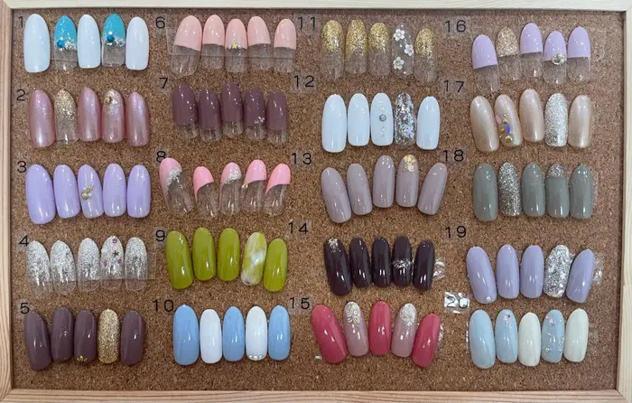 Nail Eye Fleur Mignon 渋谷店所属 川原 めぐみのネイルデザイン ミニモ