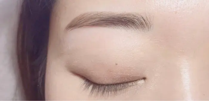 年 流行りのワックス脱毛 お洒落顔は眉毛から Nana Lisbon所属 Eyelash Chiaのマツエクデザイン ミニモ