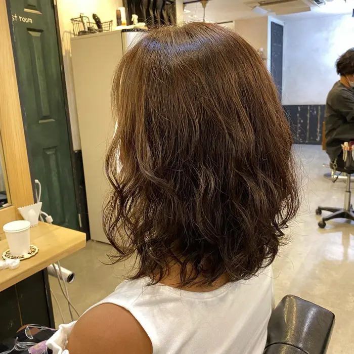 ボブくらいの長さでもウェーブヘア可愛いです こちらのヘアスタイルは細毛 毛量少なめの方におすすめ 髪質改善パーマ特化本日空きありaust Hair Stella所属 山下章太 店長のヘアカタログ ミニモ