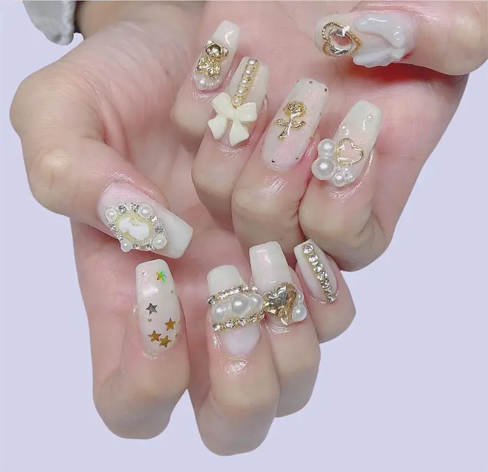 Rainbow Nailsaion所属 薔薇 高田馬場店のネイルデザイン ミニモ