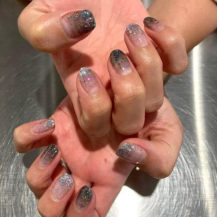 ネイルキュート所属 菊池 美輝のネイルデザイン ミニモ