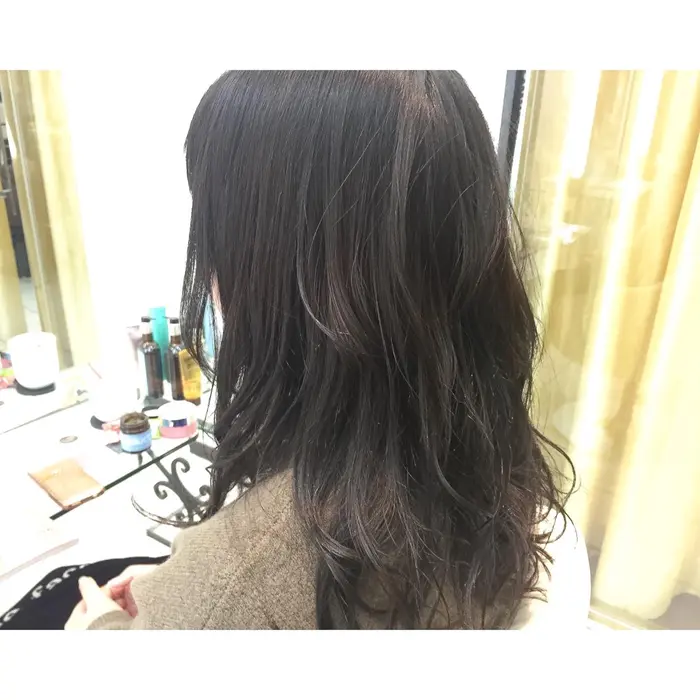 ミントアッシュ 暗髪ですが透明感があってかわいい Blue Faces赤羽所属 小森谷 真里奈のヘアカタログ ミニモ