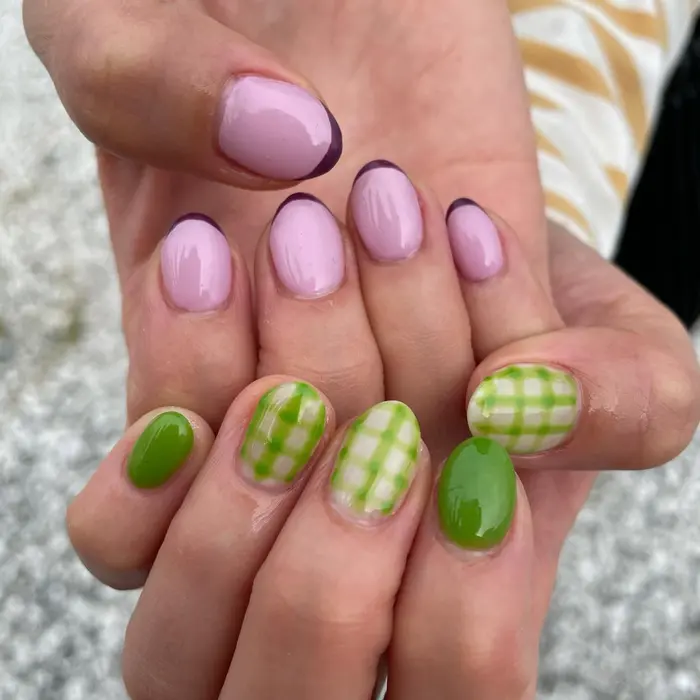 ギンガムチェックネイル Boo Boo Nail所属 Boo Boo Nailのネイルデザイン ミニモ