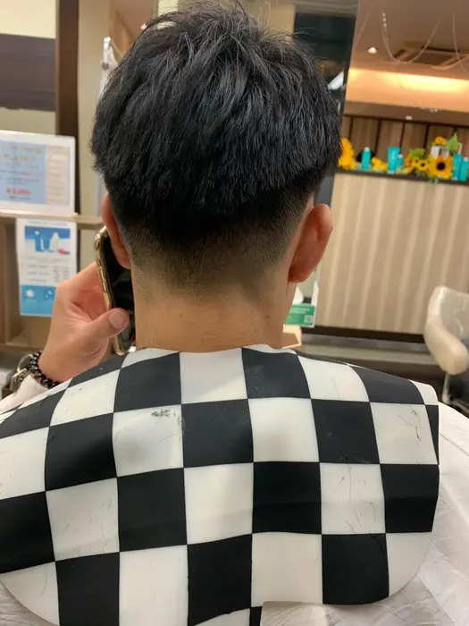 1 5mm グラデーション Ash 横浜西口店所属 似合わせカラー 縮毛矯正 国富のヘアカタログ ミニモ