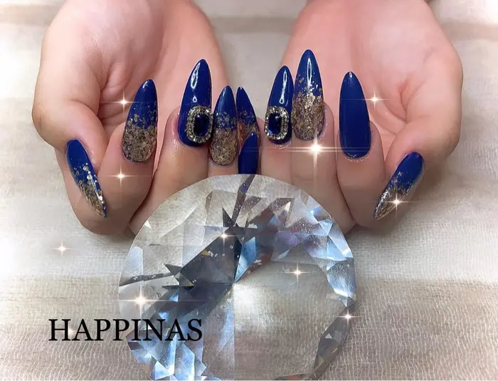 ラメグラデーションネイル スカルプネイル ラメグラデーションネイル 逆グラデーション Happinas所属 Happinas 代表石川賢太郎 のネイルデザイン ミニモ