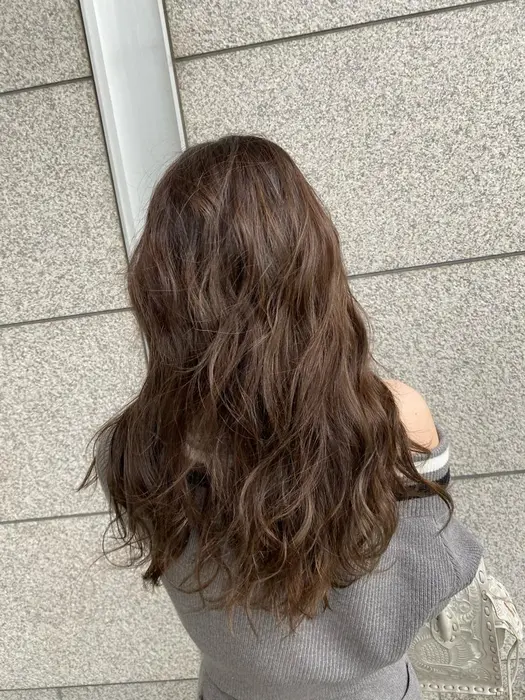 前回のハイライト履歴を活かしてオンカラーのみでナチュラルhighlight Acro梅田店所属 山本 湧平のヘアカタログ ミニモ 前回のハイライト履歴を活かしてオンカラーのみでナチュラルhighlight Acro梅田店所属 山本 湧平のヘアカタログ ミニモ