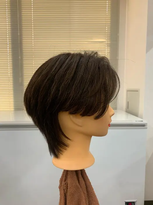 センターパートマッシュウルフ 襟足が長めでサイドは6ミリで少し刈り上げています 画像は内巻きです Ciel江坂店所属 捧 ほたるのヘアカタログ ミニモ センターパートマッシュウルフ 襟足が長めでサイドは6ミリで少し刈り上げています 画像は内巻きです Ciel江坂店所属 捧 ほたるのヘアカタログ ミニモ