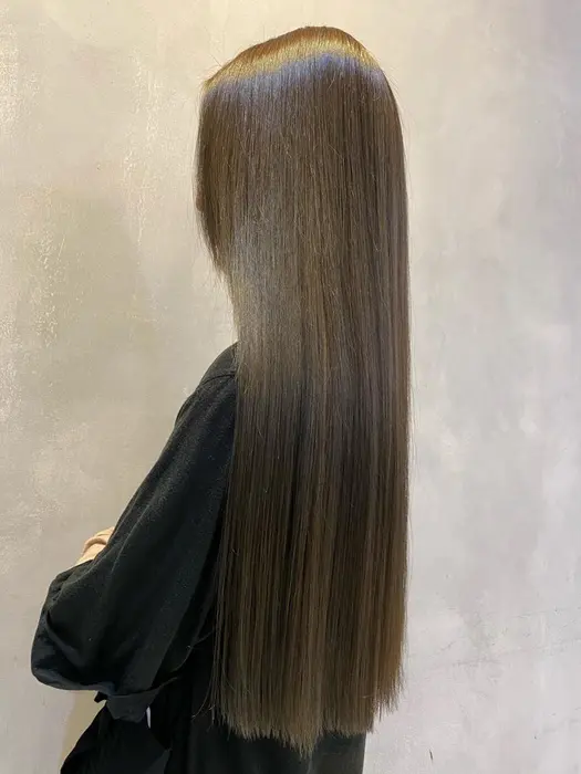 アディクシーカラーのスモーキートパーズ ベージュ系 にアッシュ系カラーを10 Mix ミルボンマイフ Aust Hair Lueurオーストヘア リュウール所属 鈴木 裕也のヘアカタログ ミニモ