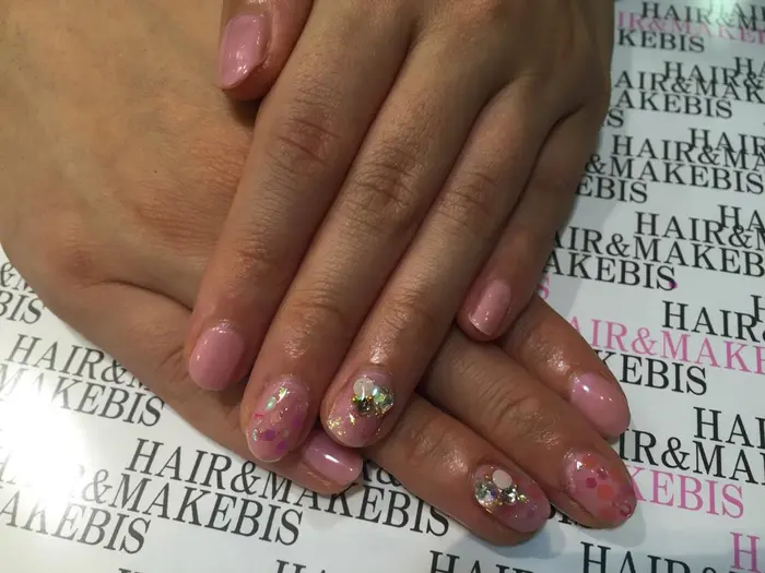 春ネイル E Style元町店所属 工藤 汐里のヘアカタログ ミニモ