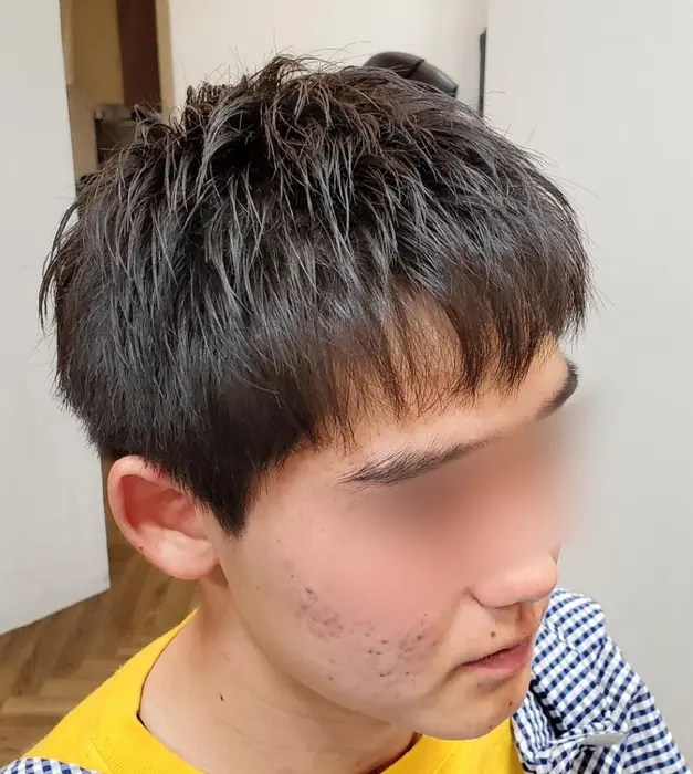 サイドを刈り上げないくらいにカット かつ 膨らみやすいので抑えつつ削りボリュームダウン 前髪は Smile Hairさいたま新都心店所属 高橋 恒介のヘアカタログ ミニモ