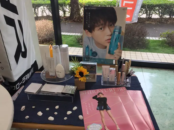 トヨタカローラ仲町台店にてビューティハンドケアイベント Menardフェイシャルサロン都岡店所属 大村 栄美のエステ リラクカタログ ミニモ