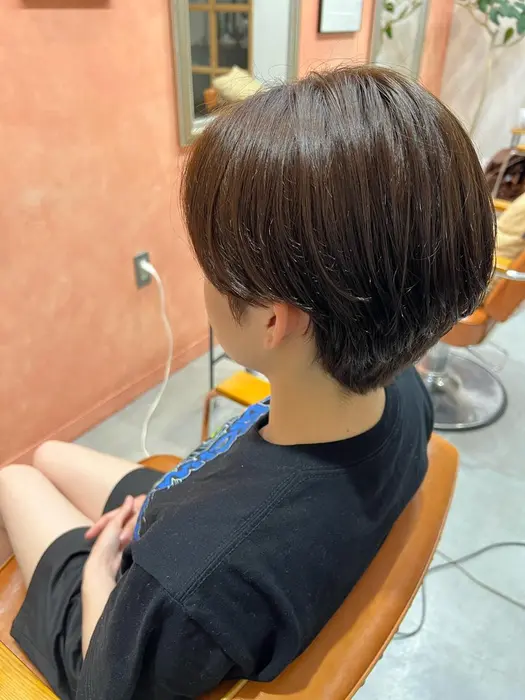 ナチュラルだけど動きを出せる ブリーチなしの極細ハイライトです Elilume From Zacc所属 細田 彩花 のヘアカタログ ミニモ ナチュラルだけど動きを出せる ブリーチなしの極細ハイライトです Elilume From Zacc所属 細田 彩花 のヘアカタログ ミニモ