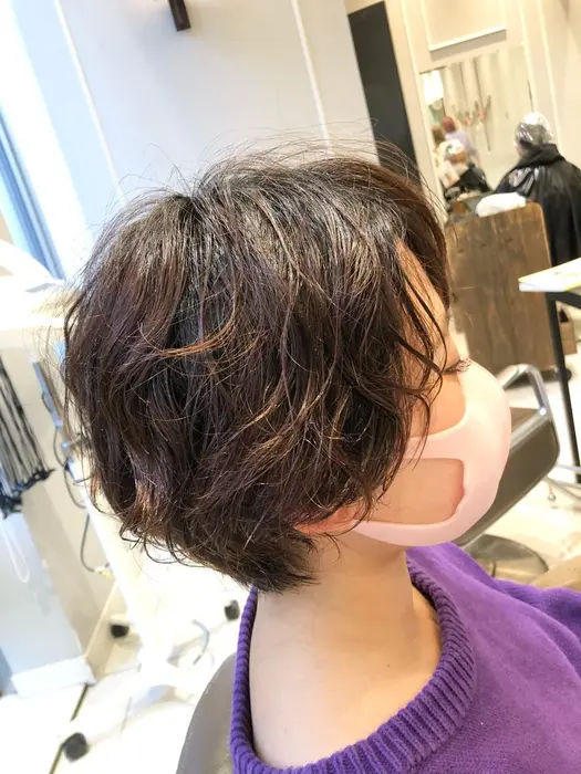 かわいいニュアンスパーマ ショートヘアも楽ちんに可愛くスタイリングできます Neolive Ginza所属 ニュアンスパーマ おおや ともみのヘアカタログ ミニモ