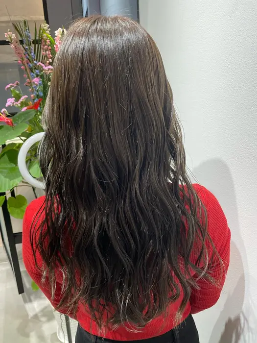 透明感抜群オリーブアッシュ Beauteconcier 心斎橋店所属 万谷 大我のヘアカタログ ミニモ