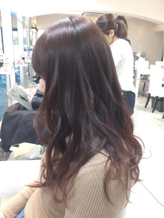 ピンクグラデーション 毛先のみブリーチして ピンク系のグラデーションに Tocca Hair Treatment 赤羽店所属 森田 望のヘアカタログ ミニモ