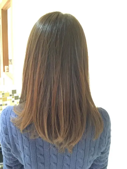 明るく 少しくすませた感じにしました 色はマットアッシュです とても気に入っていただけてよかった Neolive Bitte所属 せいの ひさと のヘアカタログ ミニモ