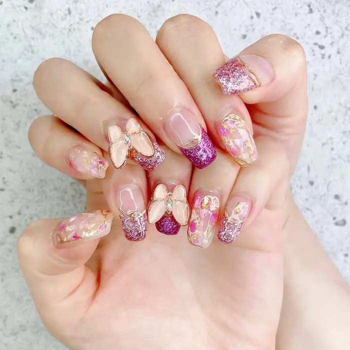 担当 木下 Yukatinail ゴテゴテ 蝶々 キラキラフレンチもシェルも可愛い ネイル Private Nail Salon K所属 Salon ｋのネイルデザイン ミニモ