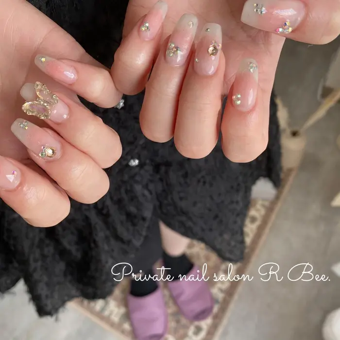 Nail Nailart 大阪ネイルサロン 豊中ネイルサロン トレンドネイル ニュアンスネイル 冬 Private Nail Salon R Bee 所属 R Bee Reinaのネイルデザイン ミニモ