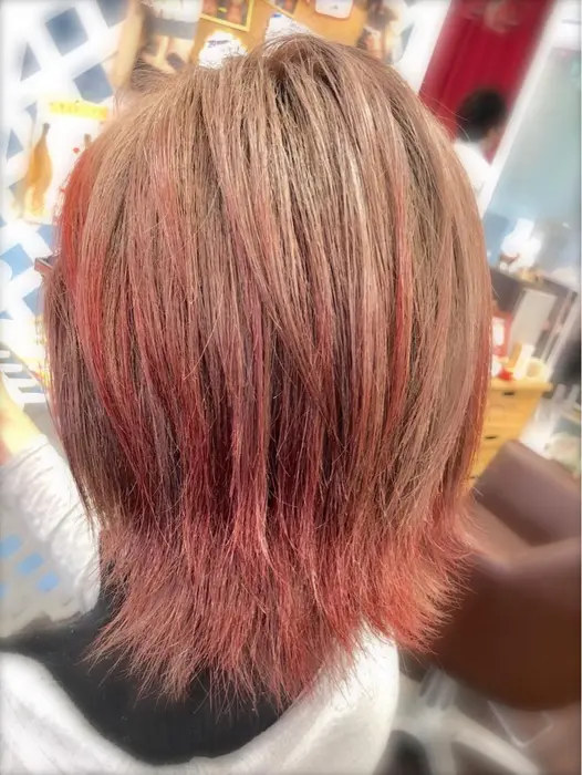 ショート 金髪 赤 メッシュ 就活 髪型 男