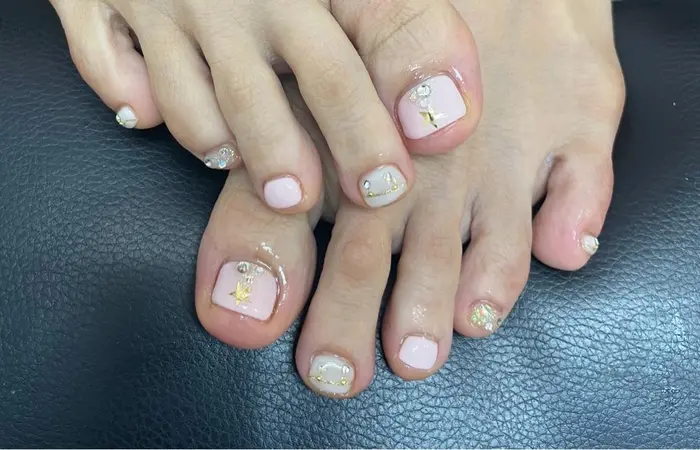 Kanka新潟店所属 Kanka新潟店 神蔵のネイルデザイン ミニモ Kanka新潟店所属 Kanka新潟店 神蔵のネイルデザイン ミニモ