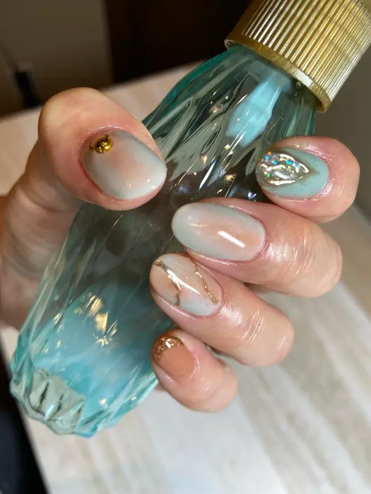 ニュアンスネイル エメラルドグリーン ミラーネイル 大人可愛い 神戸市西区ネイルサロン 明石ネイル Nail Salon Stella所属 ネイルサロン ステラのネイルデザイン ミニモ ニュアンスネイル エメラルドグリーン ミラーネイル 大人可愛い 神戸市西区ネイルサロン 明石ネイル Nail Salon Stella所属 ネイルサロン ステラのネイルデザイン ミニモ