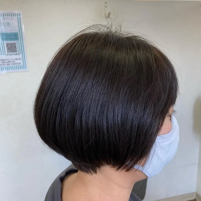 丸みのあるショートボブ 乾かすだけで綺麗にまとまる イッツ 登戸店所属 冨田 豊のヘアカタログ ミニモ