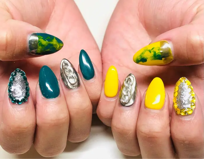 My Nail マイネイル両手ver この日の為に何ヶ月も伸ばしました フットとお揃 Amelie所属 いちじゅう あおいのネイル デザイン ミニモ