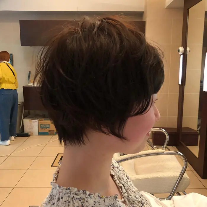 襟足はすっきり トップはふんわりな可愛いショートスタイルです Tiptop 保谷店所属 穴原 果菜のヘアカタログ ミニモ