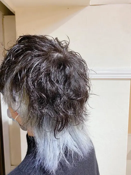 ウルフマッシュツイストスパイラルパーマ インナーホワイト Aube Hair Lily 博多2号店所属 メンズも大歓迎 清水 聖気のヘア カタログ ミニモ ウルフマッシュツイストスパイラルパーマ インナーホワイト Aube Hair Lily 博多2号店所属 メンズも大歓迎 清水 聖気のヘア カタログ ミニモ