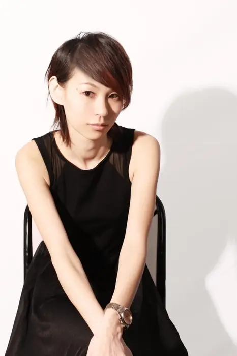 出来る女性に クールなショートヘアでお手入れも簡単 Kami Yu所属 大西 美代のヘアカタログ ミニモ