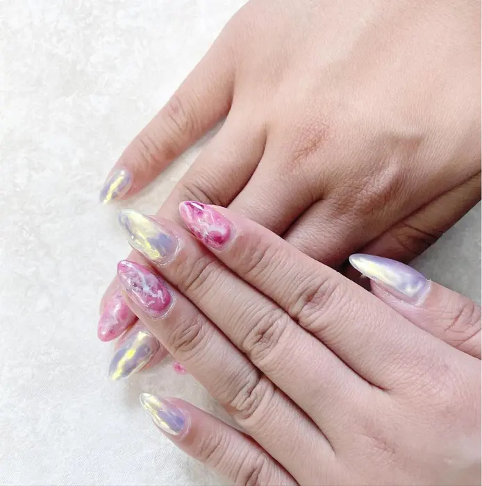 大理石ネイル Sachi所属 稲村 幸のネイルデザイン ミニモ