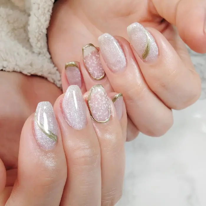 ポイントスクエアがおすすめニュアンスネイル ネイルサロンキュアイスト調布店所属 ネイルサロン ｃｕｒｅｉｓｔのネイル デザイン ミニモ