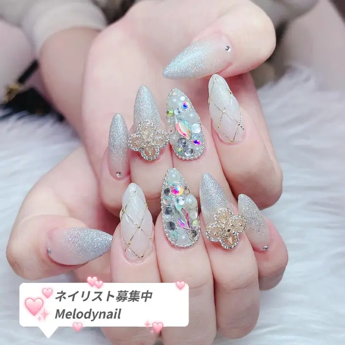 ネイリスト求人 ネイリスト募集 3dネイル ピクシーネイル マグネットネイル Swaro Melody Beauty Salon所属 Melody Nail Salonのネイルデザイン ミニモ
