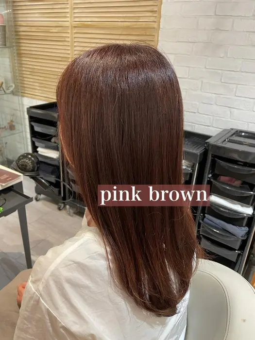 ピンクブラウン 根本は白髪染めで毛先はお洒落染めを使っています お薬を分けることで 白髪染めでも可 サロンドジョー所属 透明感カラー 本宮夏菜のヘアカタログ ミニモ