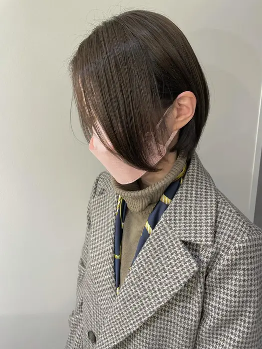 ほそーいハイライトを入れることで伸びた時も白髪が目立たないようにしてます 白髪のお友達を作ってあ セリオ伏見所属 Serio伏見店 藤田実里の ヘアカタログ ミニモ