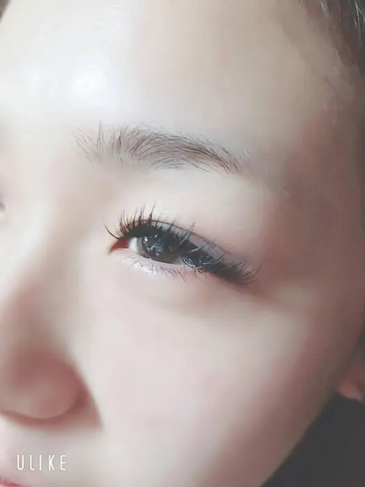 プラチナセーブルのカールの種類は ｄカール Ccカール Cカール Jcカール Jカールと種類が豊富 Fufula所属 江頭 カンナのマツエクデザイン ミニモ