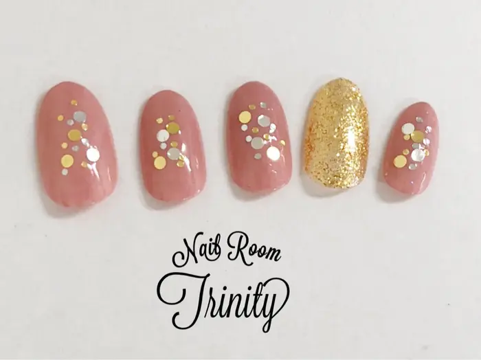 3000 Nail Room Trinity 芦屋所属 Trinity Nanakaのネイルデザイン ミニモ