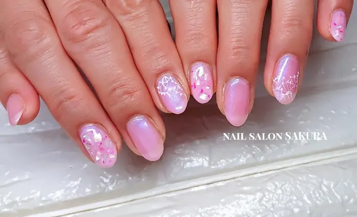 シェルと手書きレースネイル いつもありがとうございます 三木市ネイルサロン 三木市 Nail Salon Sakura所属 金谷 司織のネイル デザイン ミニモ