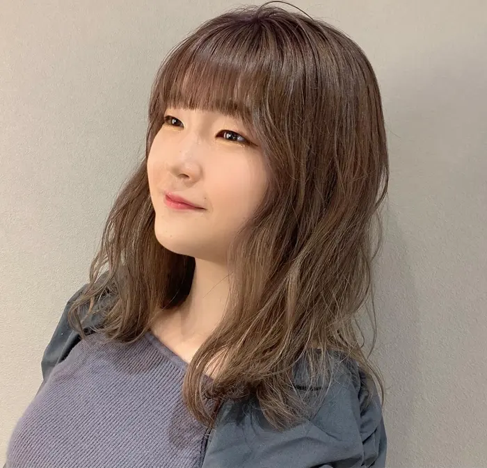 対応メニュー 全頭ブリーチ Unopulirl O G所属 石原 亜美のヘアカタログ ミニモ
