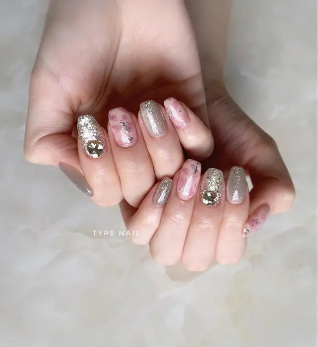 アニマルピンクマグネット Youx Type 所属 Youx Nail のネイルデザイン ミニモ アニマルピンクマグネット Youx Type 所属 Youx Nail のネイルデザイン ミニモ